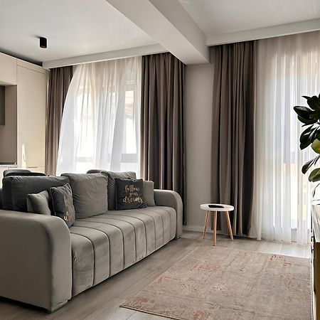 Апартаменты Elegance Бухарест Экстерьер фото
